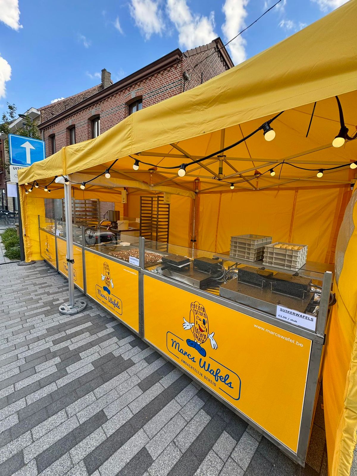 het kleine kraam van Marcs Wafels